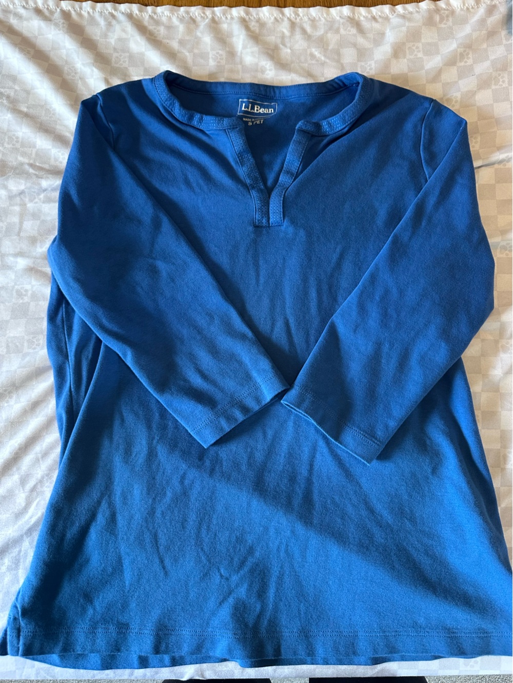 L.L. Bean Blue Split Neck Long Sleeve Tunic Top